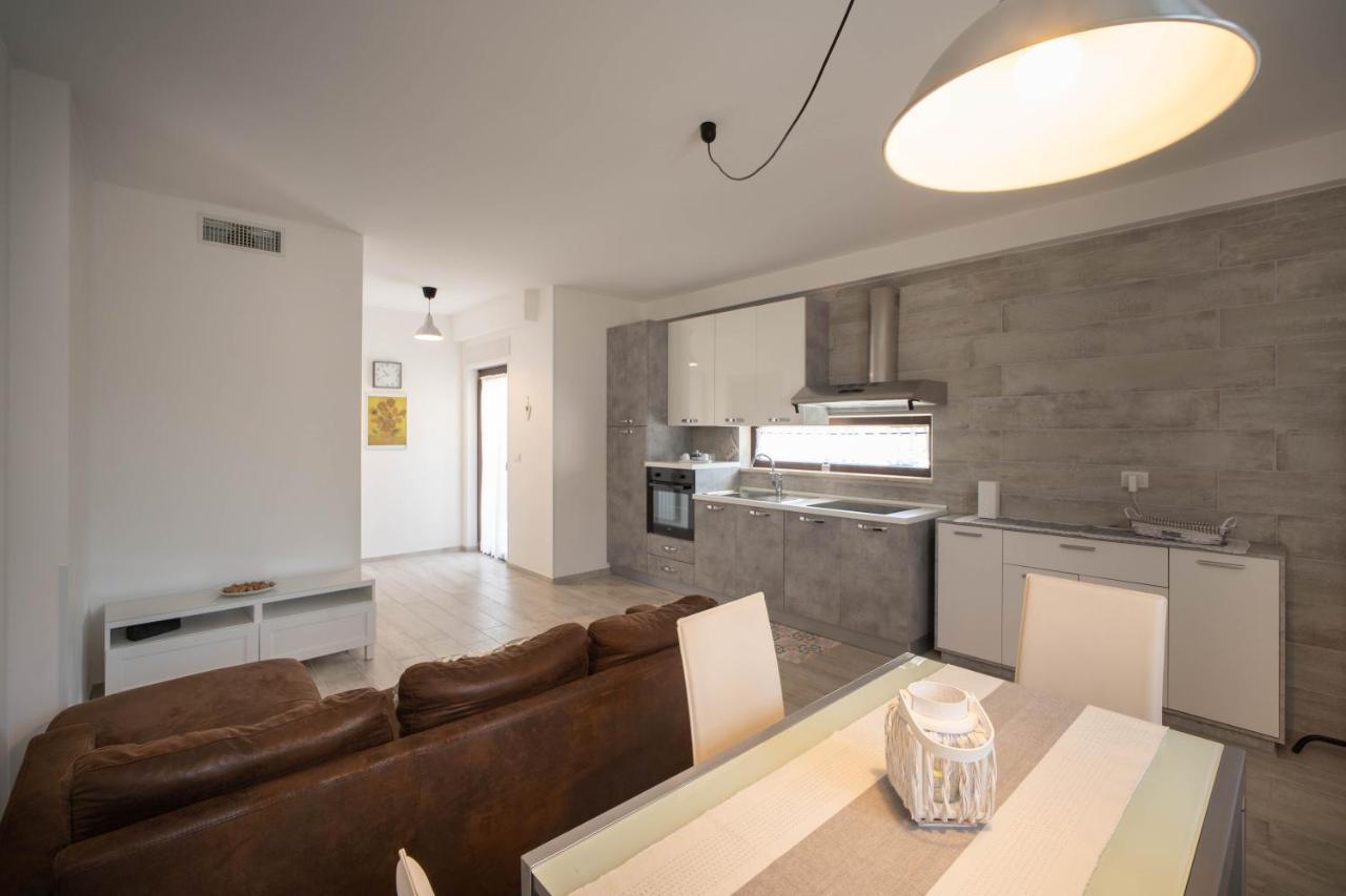 Wepuglia - Sunflower House Monopoli Eksteriør billede